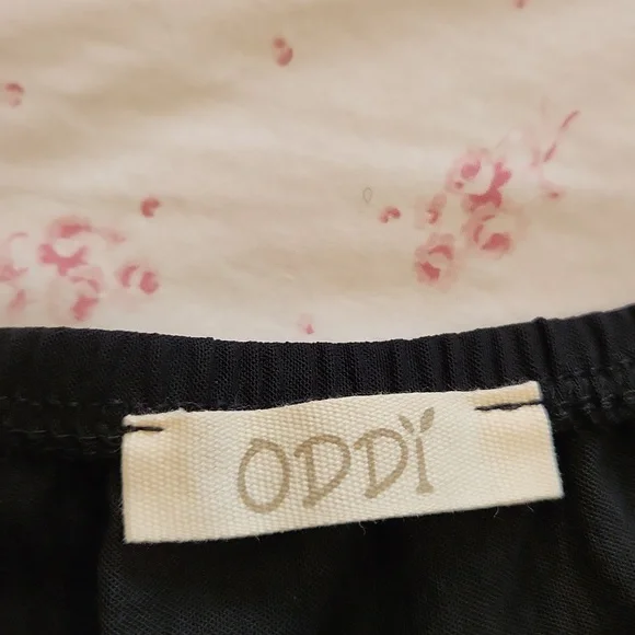 ODDY Black ONE SHOULDER TOP - Picture 3 of 9